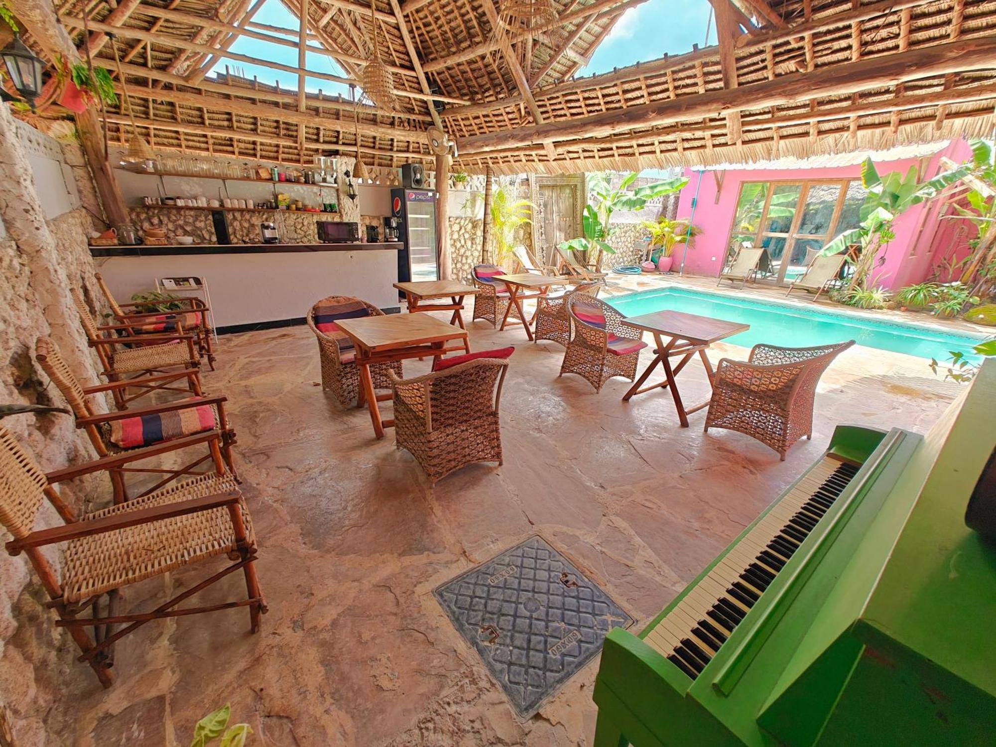 Nungwi Roses Villa Exterior photo